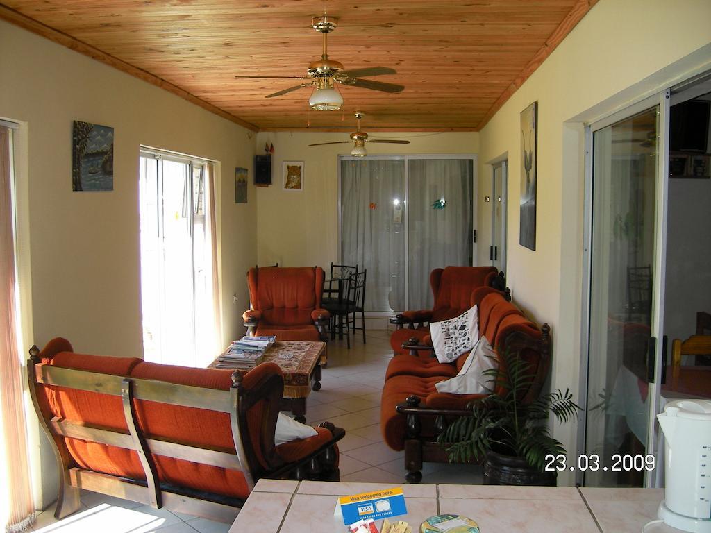 Blue Horizon Bay Guest House Van Stadensriviermond Exterior photo